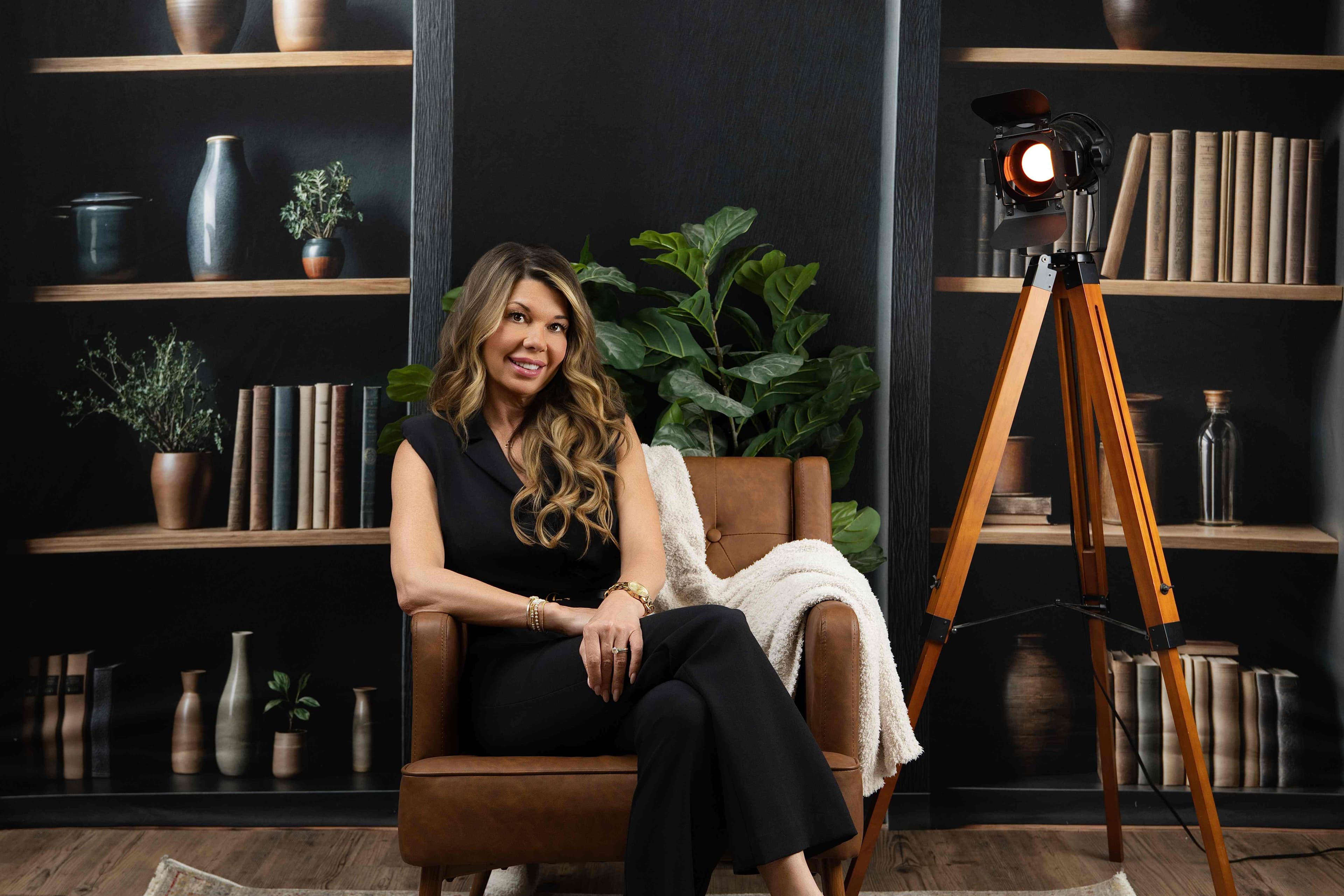 Stacy Sveilis DiDonato, live coaching host for Have Them at Hello
